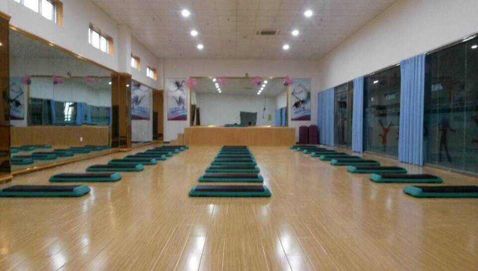 想開(kāi)健身房大概需要多少錢(qián)??？